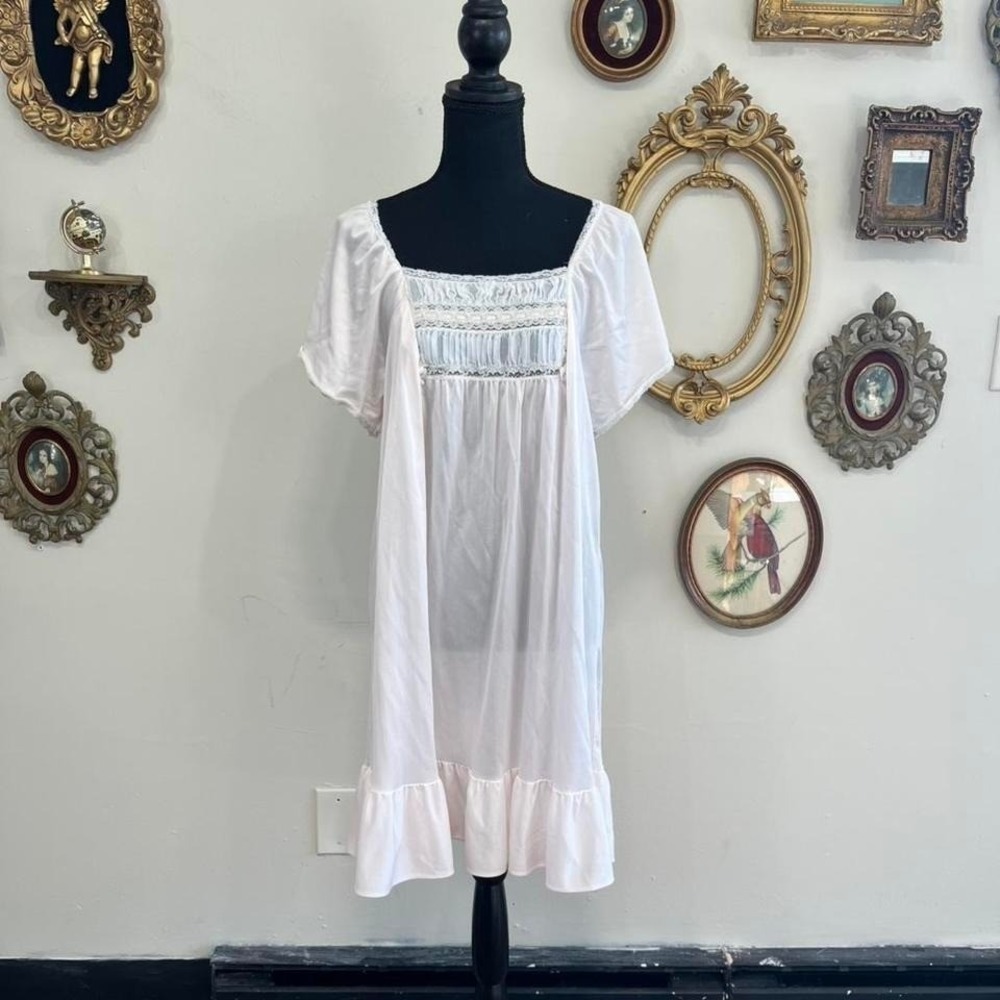 First Lady Vintage Pink Lace Smocked Nightgown Size 2X